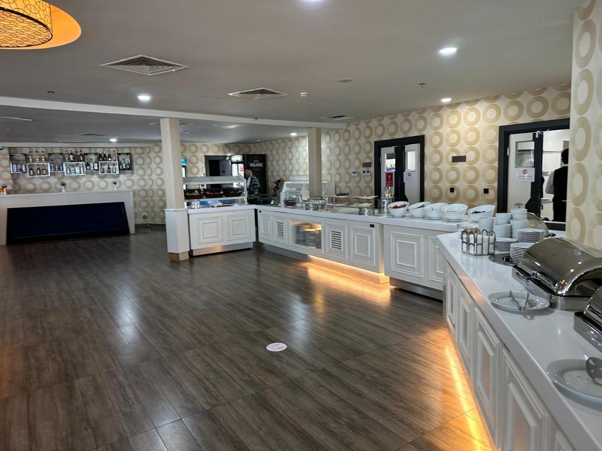 Orbi City Luxury Suite Batumi Exterior photo